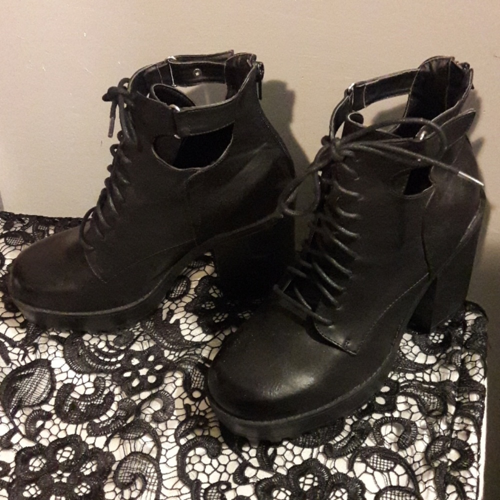 Stylish Black ankle boots